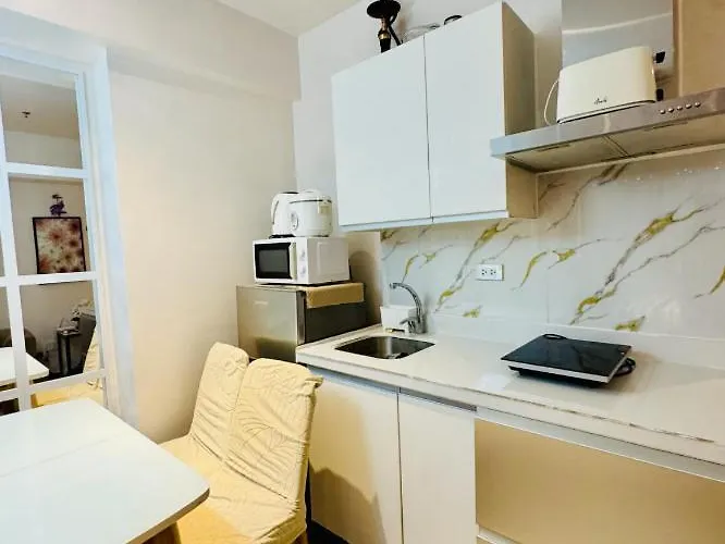 Jrm Azure Residences Paranaque Hotel Manila